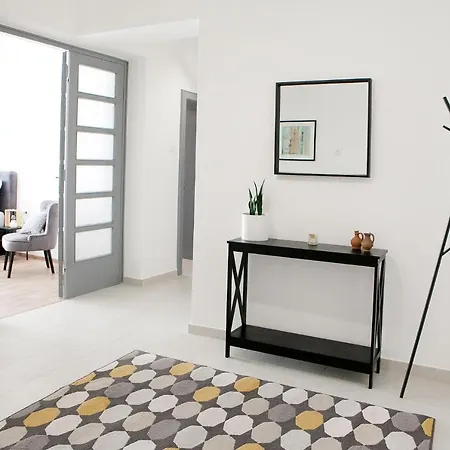 Mila Apartment *